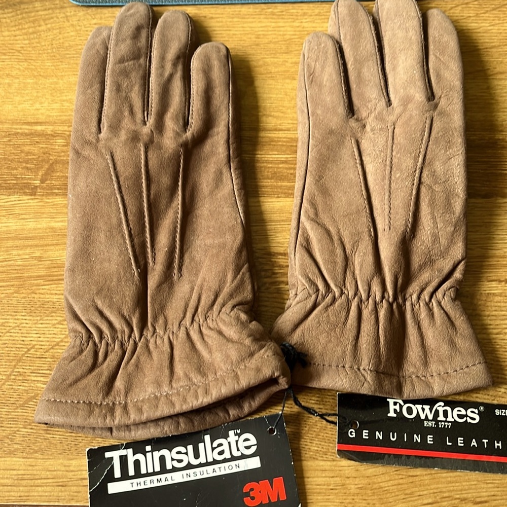 NWT Ladies Frownes Leather Gloves Tan
